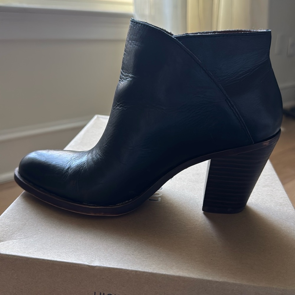 Lucky Women’s Lk-Eesa Ankle Bootie, Black, Size 6